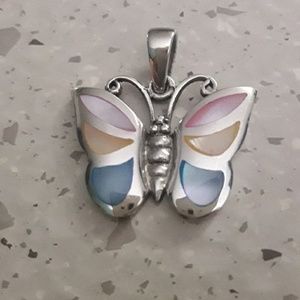 SALE 🔥925 lovely butterfly pendant